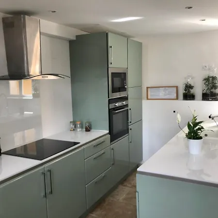 La Maison Du Courtil, Amande-olive * 무스티에생마리