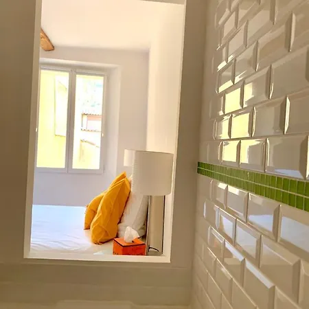 La Maison Du Courtil, Amande-olive 무스티에생마리