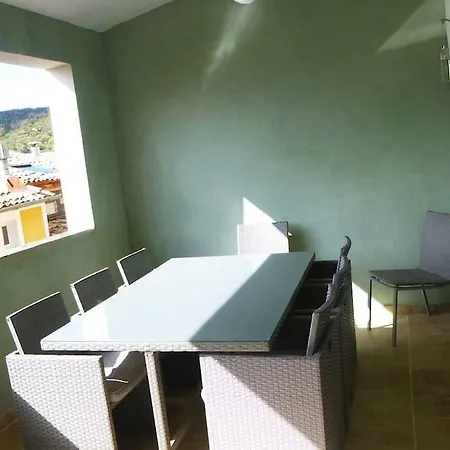 La Maison Du Courtil, Amande-olive * 무스티에생마리